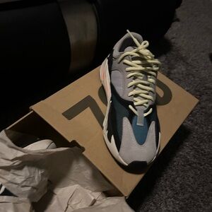 Yeezy foam runners